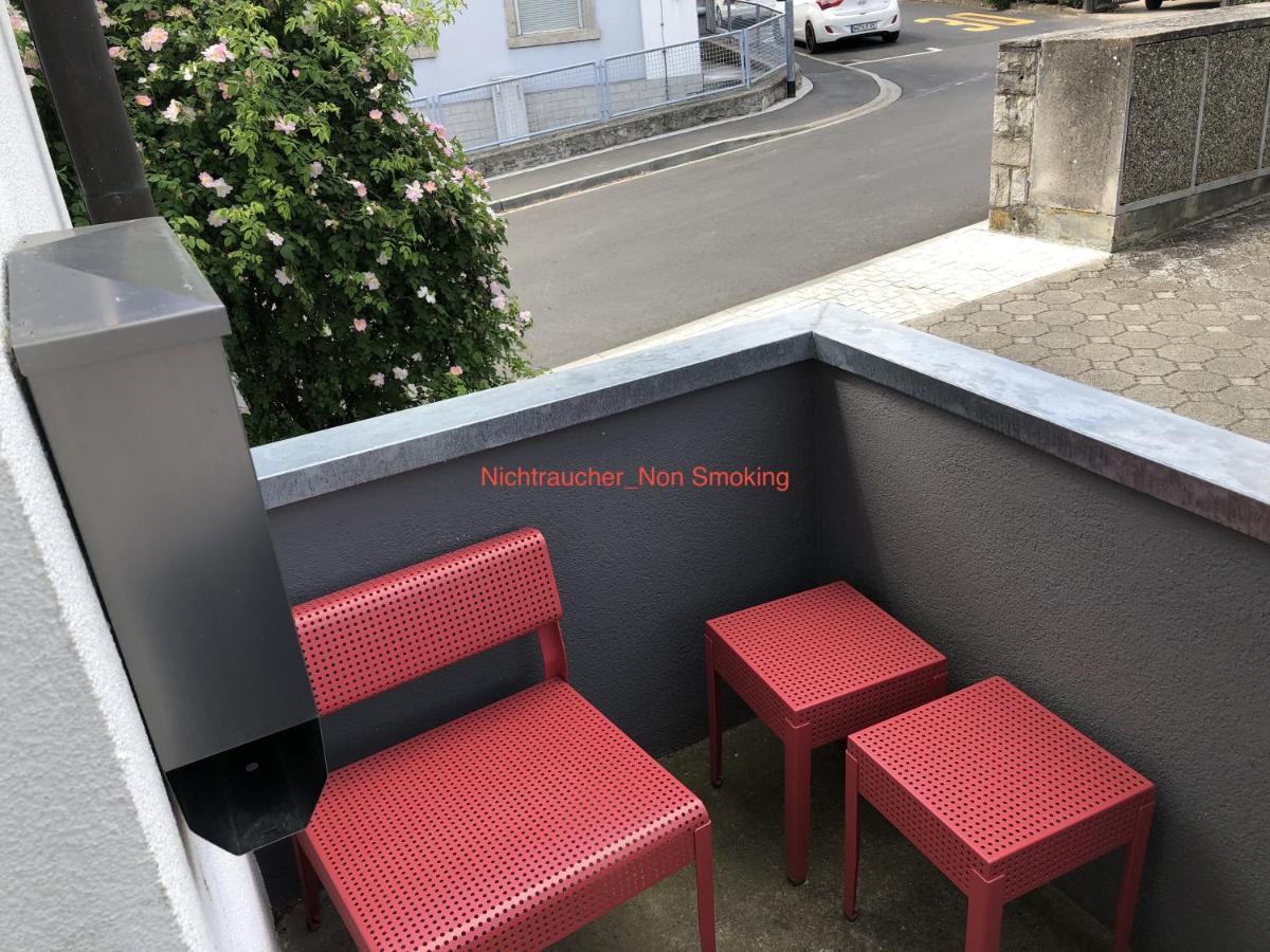Altstadt Naehe 7 Min Fussweg Ueber Alte Maibruecke Zu Pension Mit Balkon & Garten, Ideal For Long Stay, Relocation Ochsenfurt Dış mekan fotoğraf