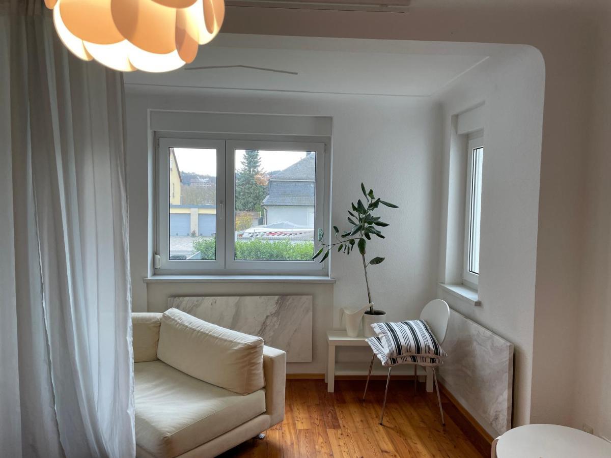 Altstadt Naehe 7 Min Fussweg Ueber Alte Maibruecke Zu Pension Mit Balkon & Garten, Ideal For Long Stay, Relocation Ochsenfurt Dış mekan fotoğraf
