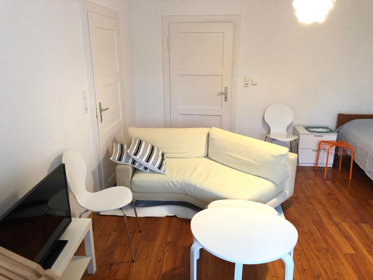 Altstadt Naehe 7 Min Fussweg Ueber Alte Maibruecke Zu Pension Mit Balkon & Garten, Ideal For Long Stay, Relocation Ochsenfurt Dış mekan fotoğraf